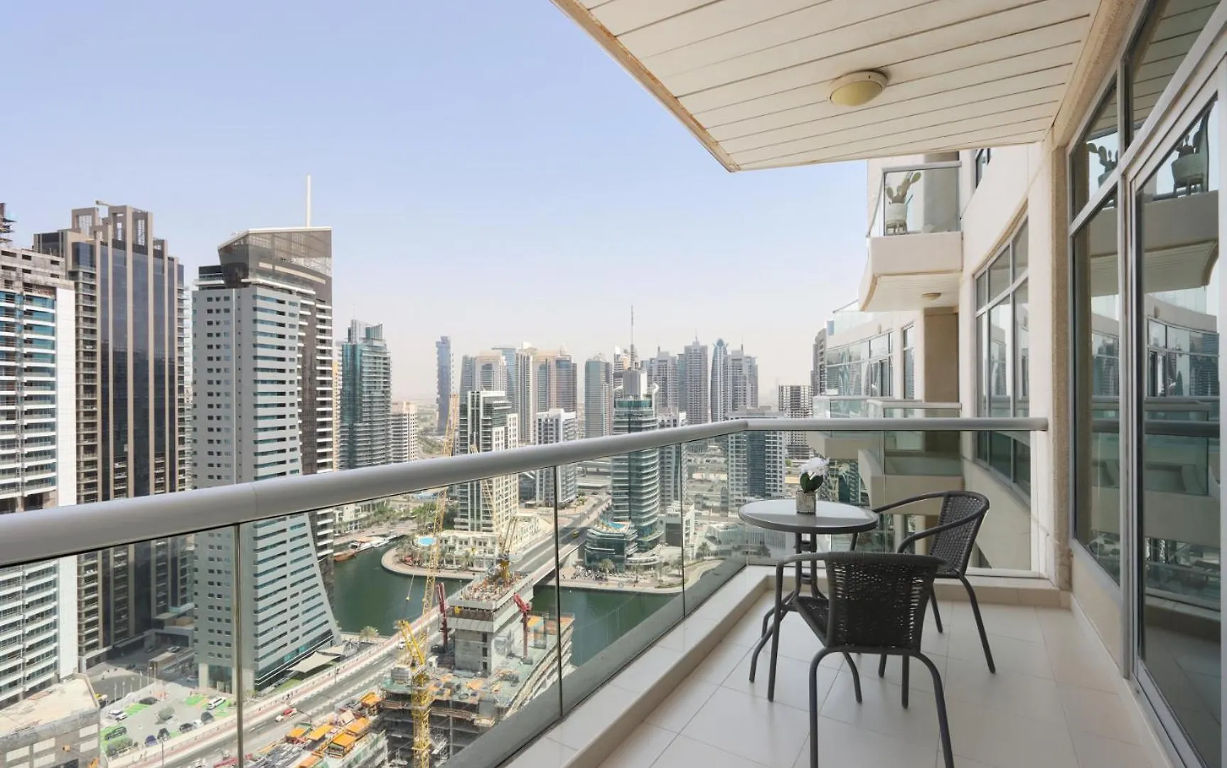 Livbnb- 1Bw Marina View, Pool, Walk To Attractions Dubai Apartment