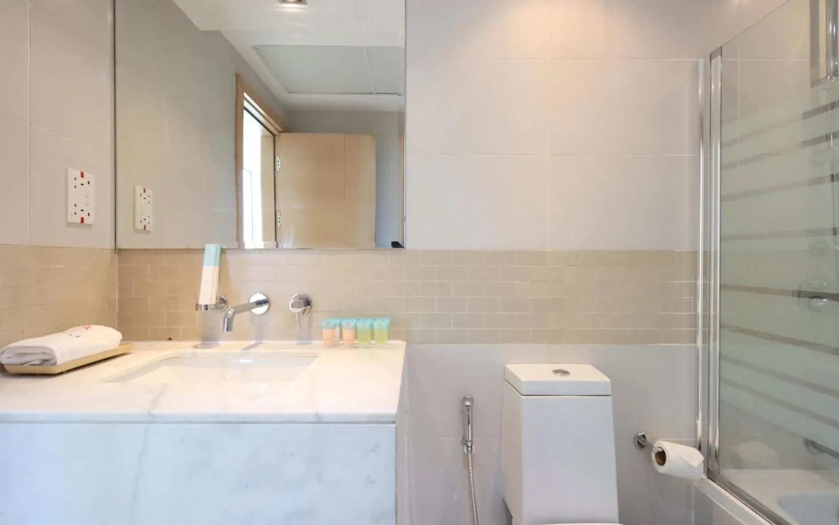 Livbnb- 1Bw Marina View, Pool, Walk To Attractions Dubai United Arab Emirates