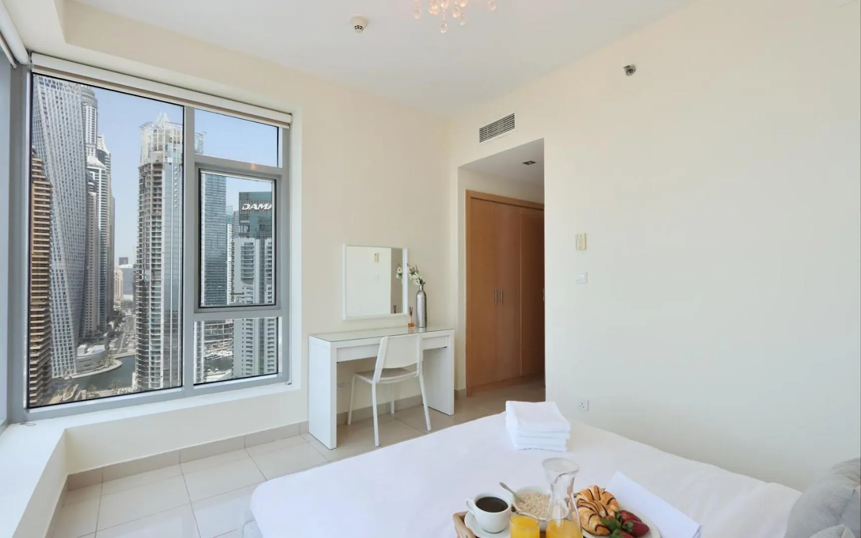 Livbnb- 1Bw Marina View, Pool, Walk To Attractions Dubai